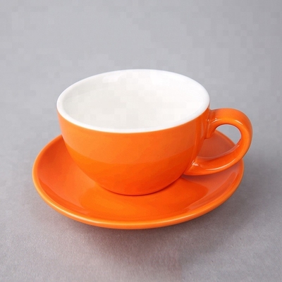 Κεραμικά φλυτζάνια Espresso αγγειοπλαστικής πιατικών με την κούπα φλυτζανιών Coffe πιατακιών
